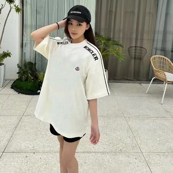 注目度抜群！モンクレール コピー胸に刺繍ロゴ Tシャツ&ホワイト mox38672